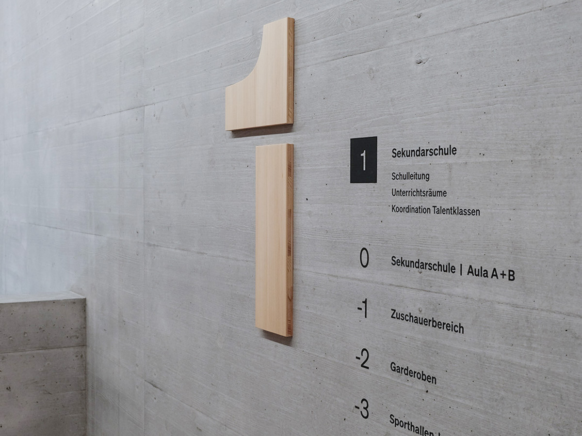 Stadt Chur. Signaletik. Schul- und Sportanlage Fortuna      